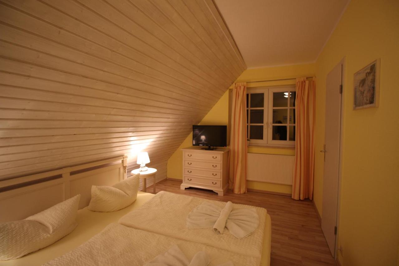 Landhaus Alt Reddevitz Middelhagen Buitenkant foto